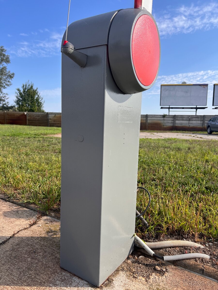 Predám závoru Ditec 5.75m