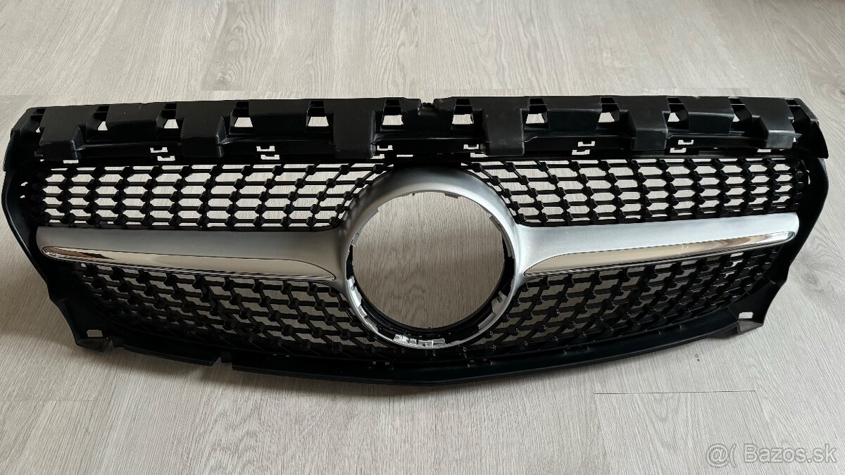Predná maska / gril Mercedes-Benz CLA 180