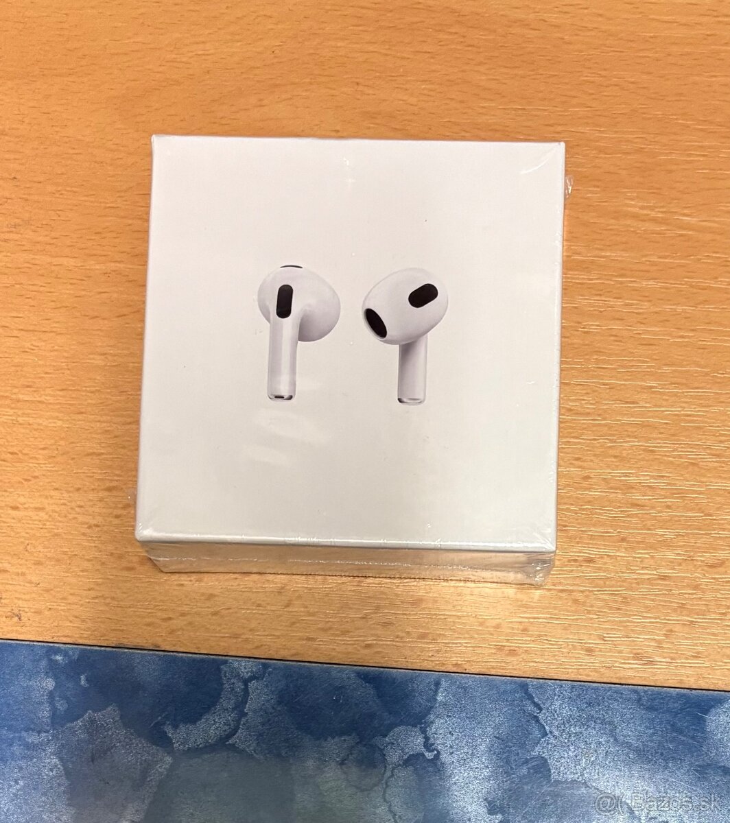 Apple AirPods 4