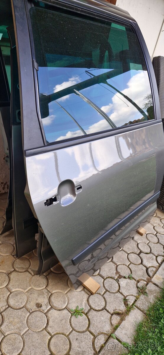 Dvere VW SHARAN 7M