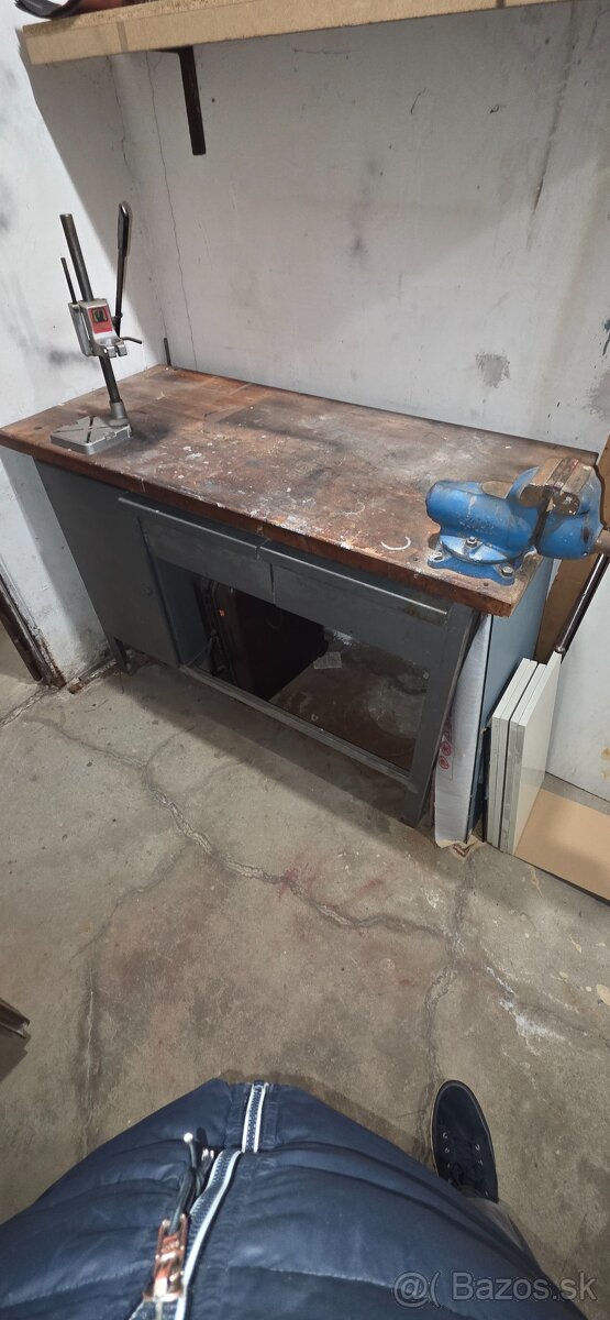 Ponk + zverák +držiak vrtačky