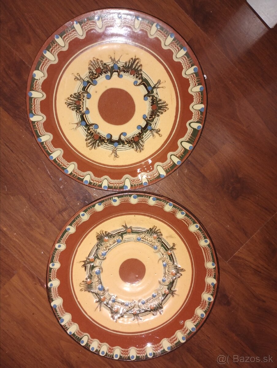 Keramicky tanier