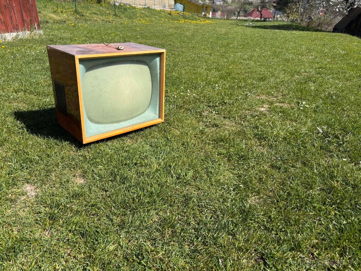 Tesla televízor