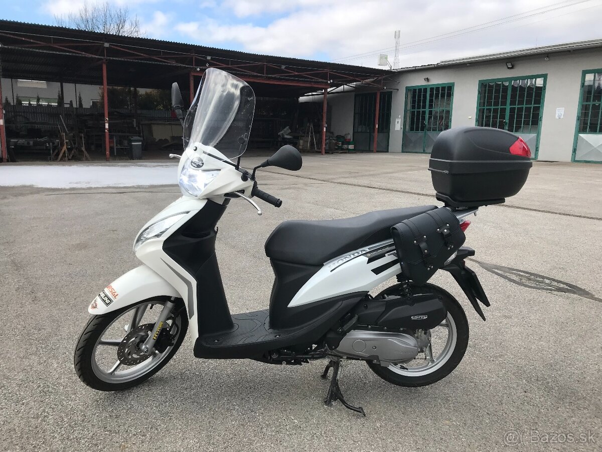 Honda Vision 110