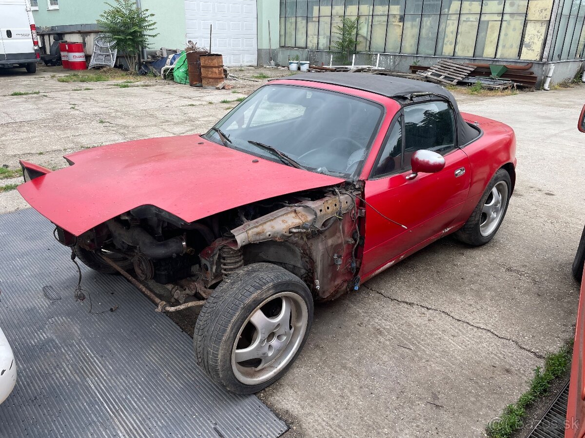Predám skelet s tp Mazda mx-5 NA 1.6 85kw