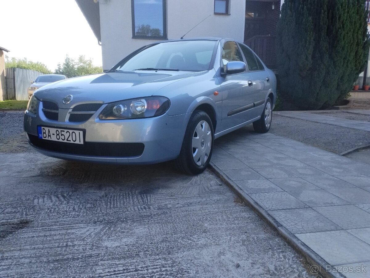 Nissan Almera 1.5 72kw - 66800km