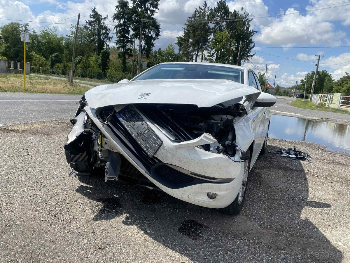 Havarovane auto