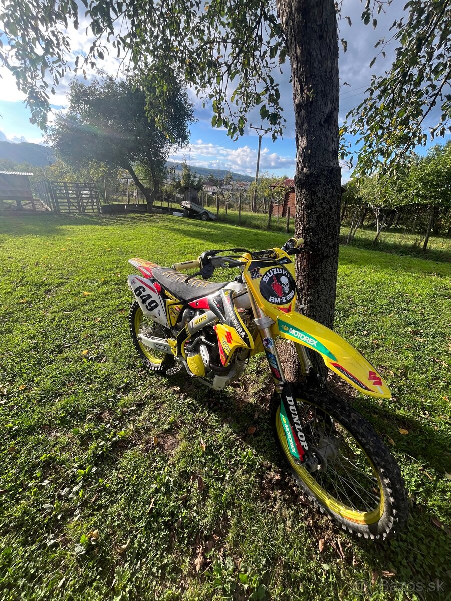 Suzuki rmz 250 2015