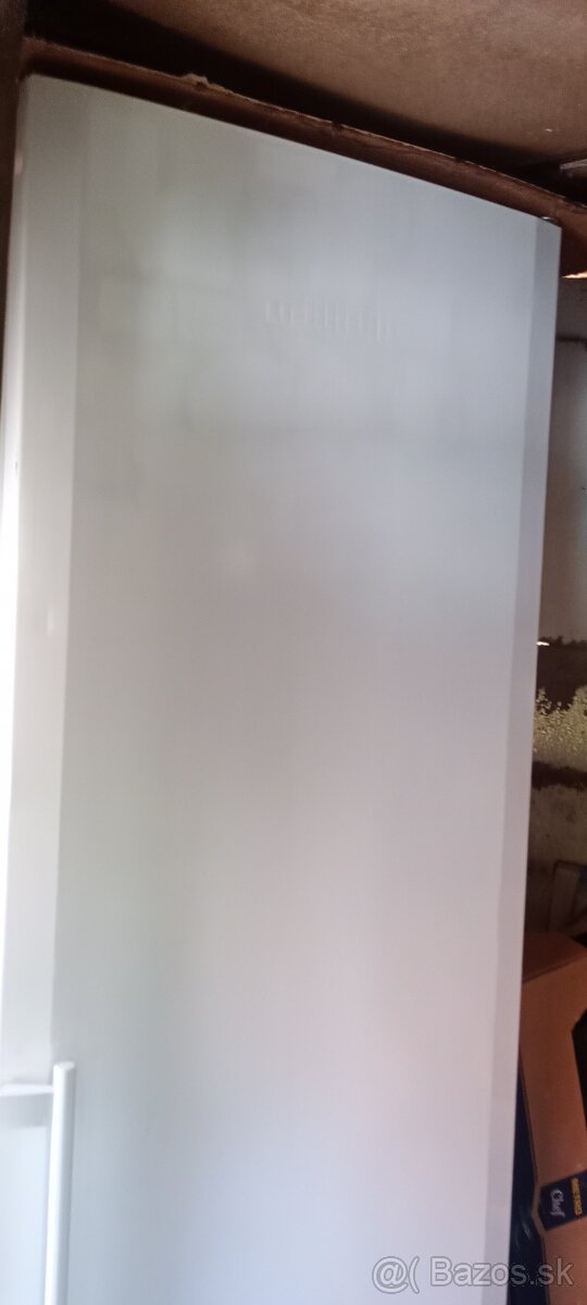 Predám chladničku z mraznickou