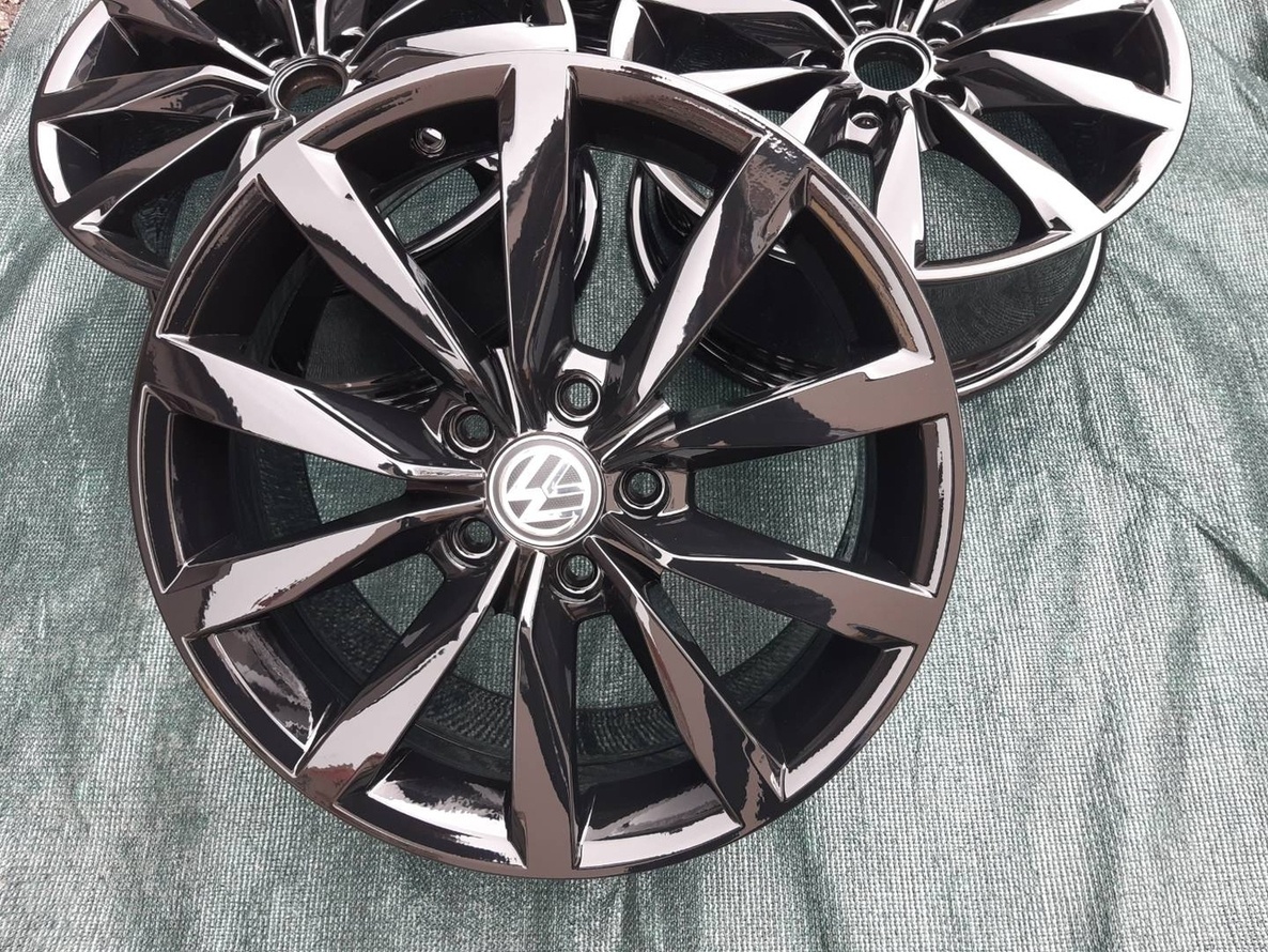 Alu disky Volkswagen Dijon černé R17 et49