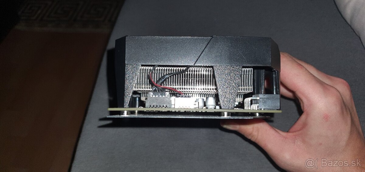 grafická karta asus 2060 6gb