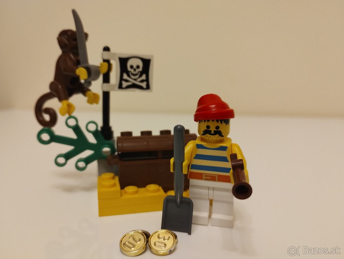 LEGO Pirates 6235 Buried Treasure