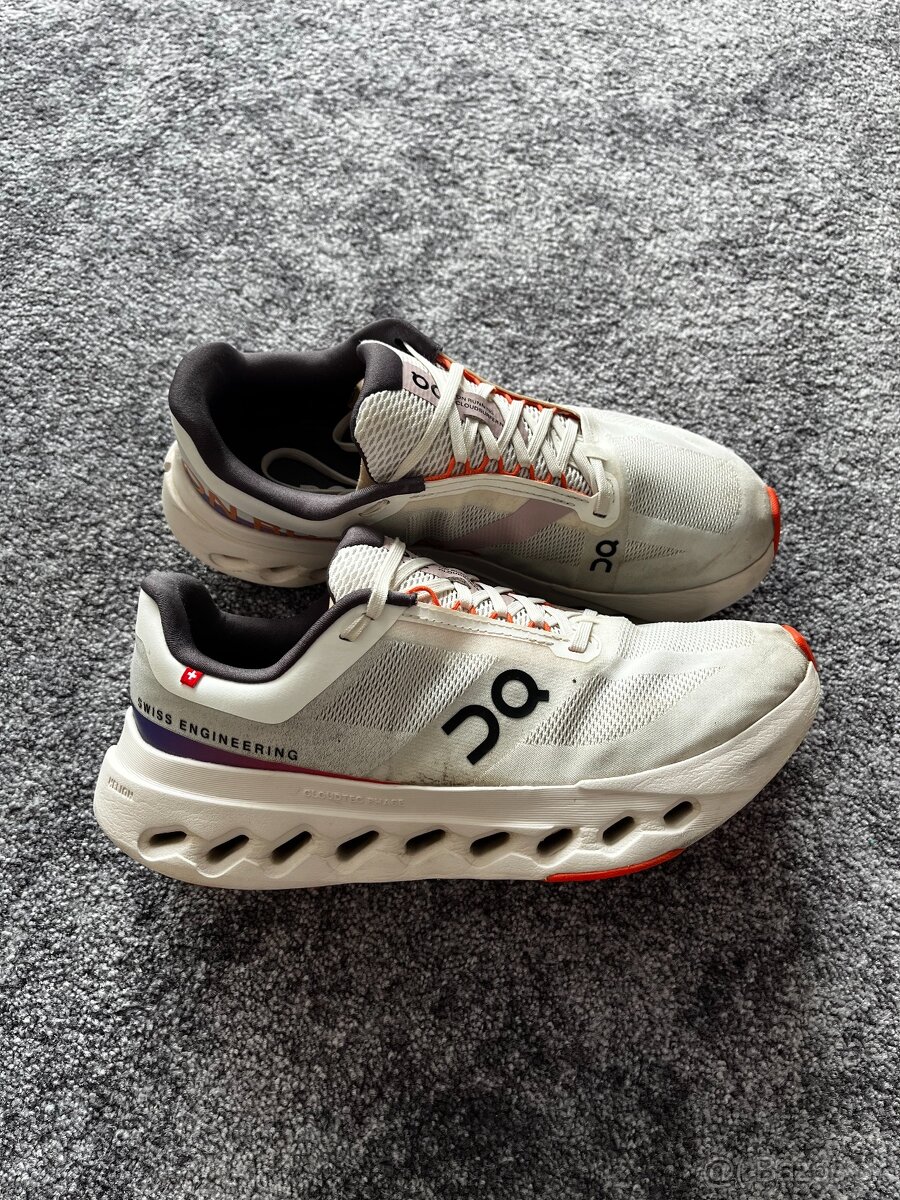 on Running. Model Cloudsurfer. Velikost 39