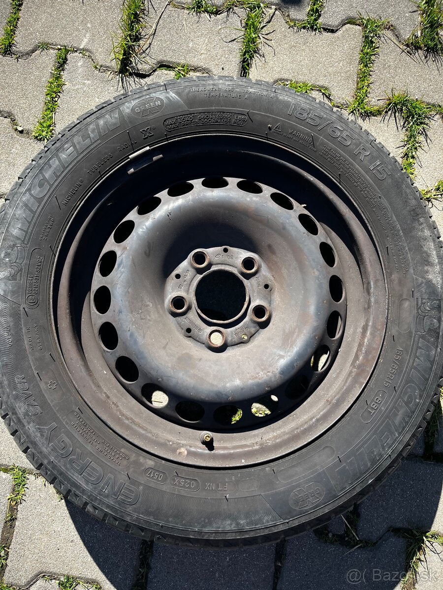 Letne pneumatiky s diskami 185/65 R15