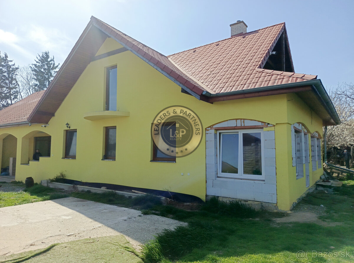 6 izbový dom v obci Veľké Ripňany
