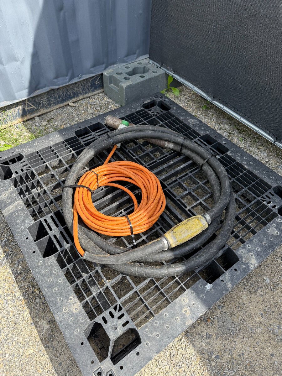 1. Stavebný vibrátor Wacker Neuson IREN 57/042/5