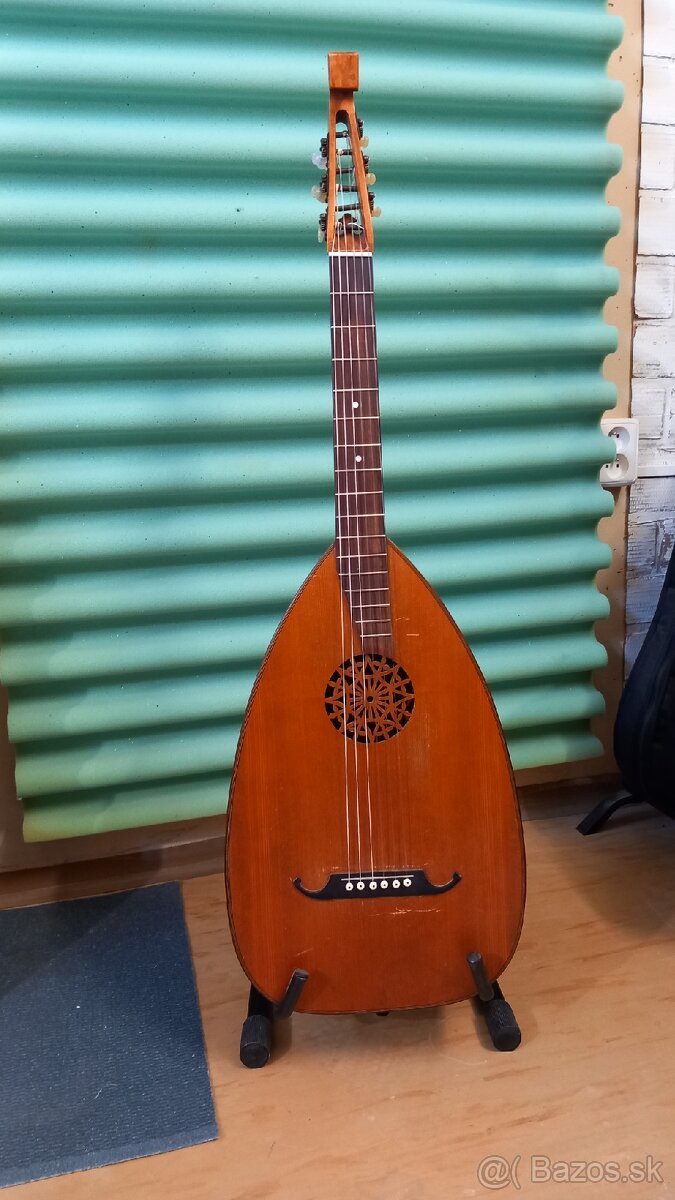 Ľutňova nemecka gitara (vanderfogel)
