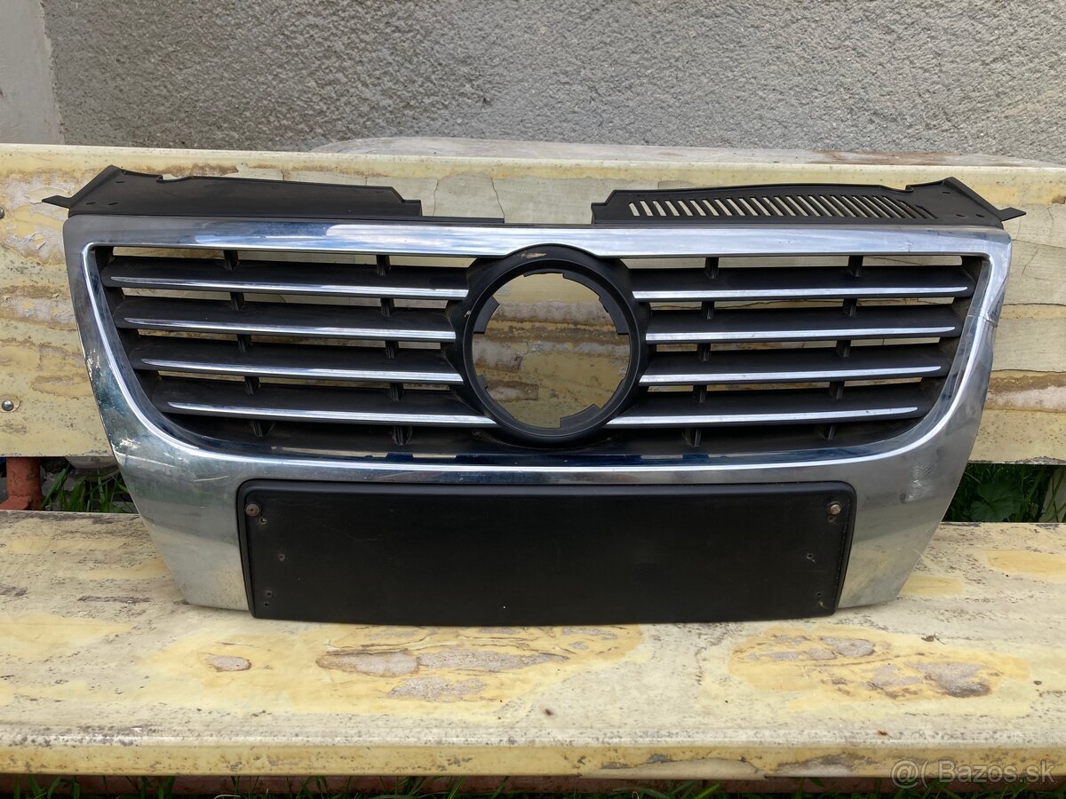 Volkswagen Passat B6 predná maska