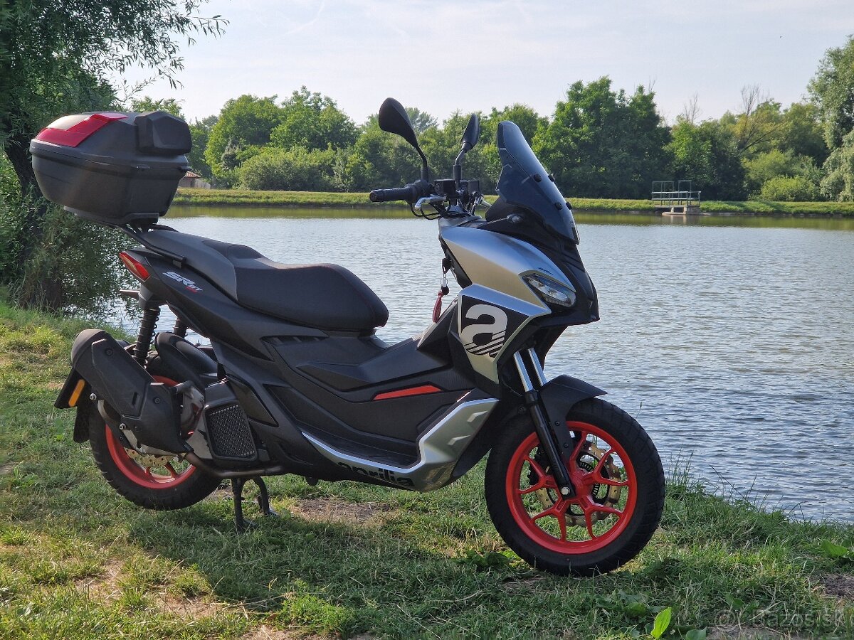 Aprilia SRGT 125