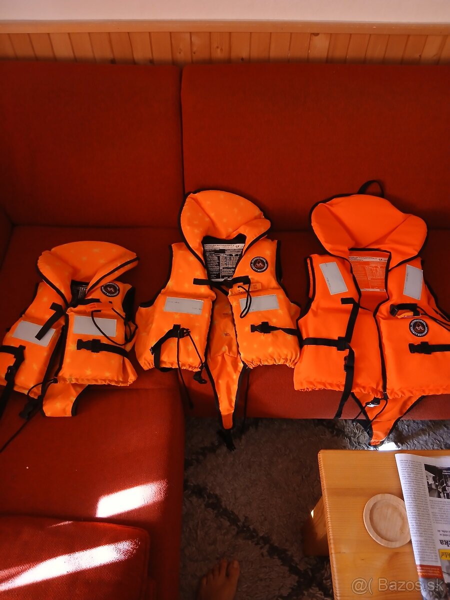 Predam záchranné vesty