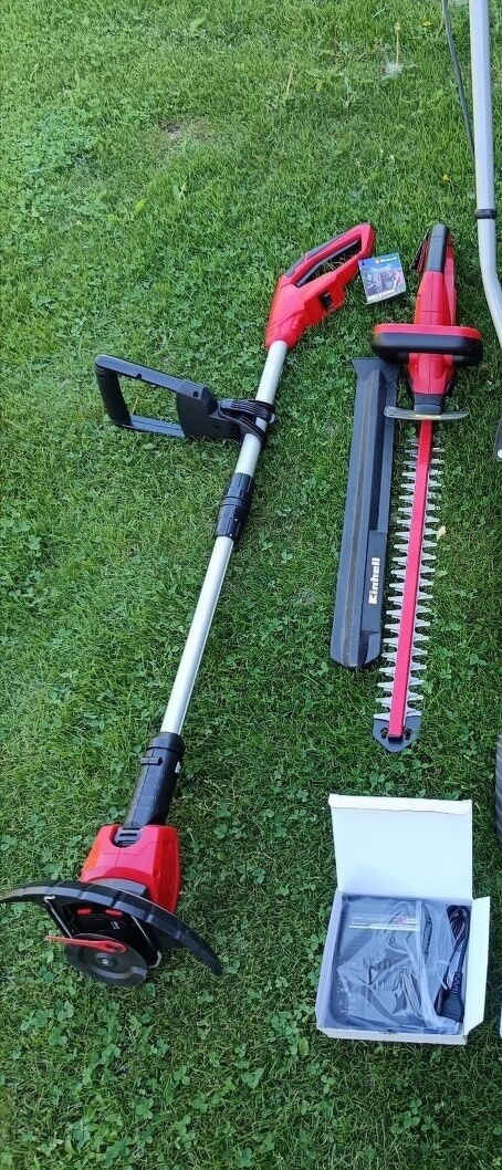 Einhell Aku zastrihavač a vyzinačka