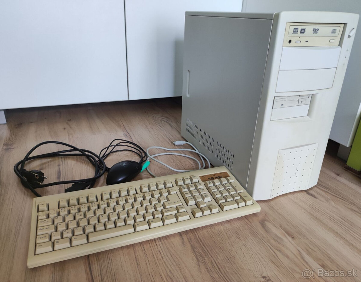 Retro PC Athlon XP 1.5 Ghz, 2GB RAM, Geforce MX 440 64MB