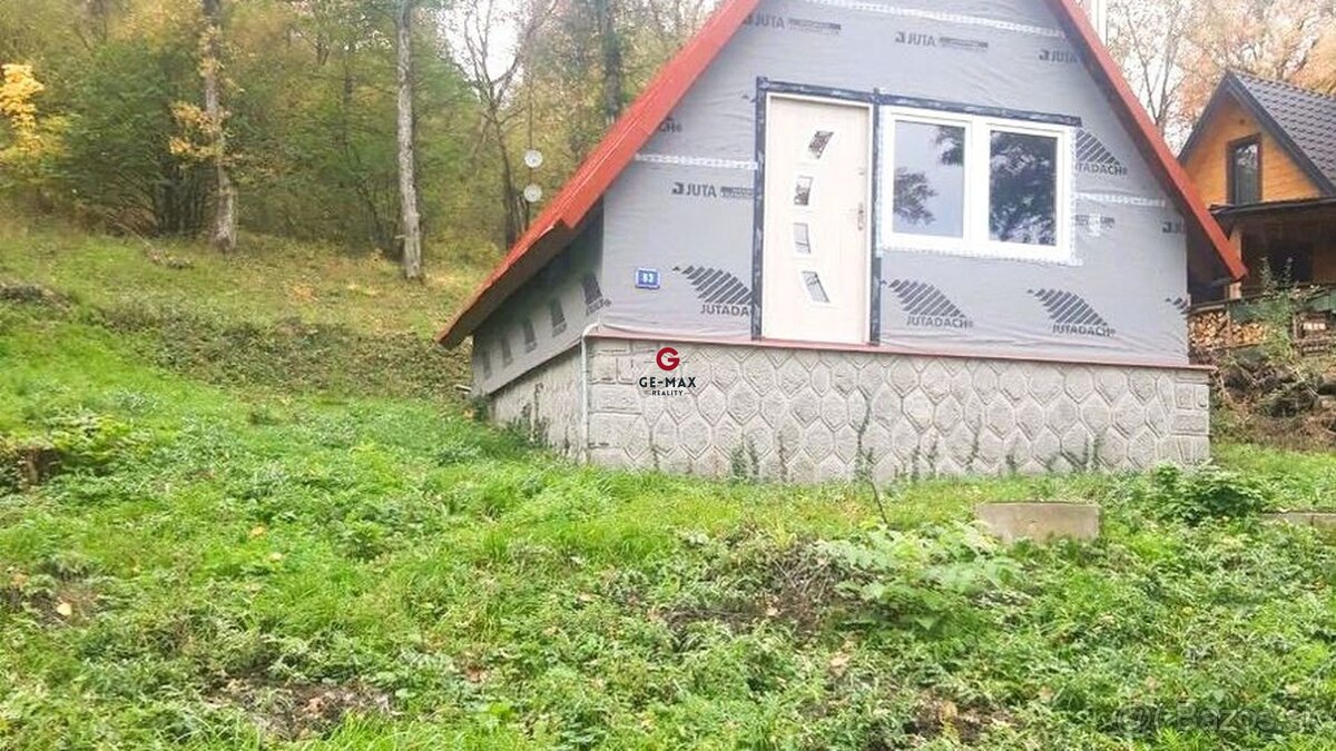 CHATA PRI LESE S VÝHĽADOM NA ZEMPLÍNSKU ŠÍRAVU – MEDVEDIA HO