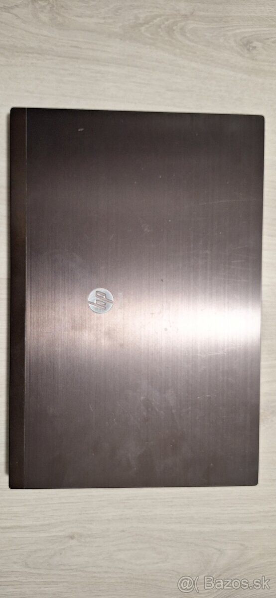 Predám starši notebook