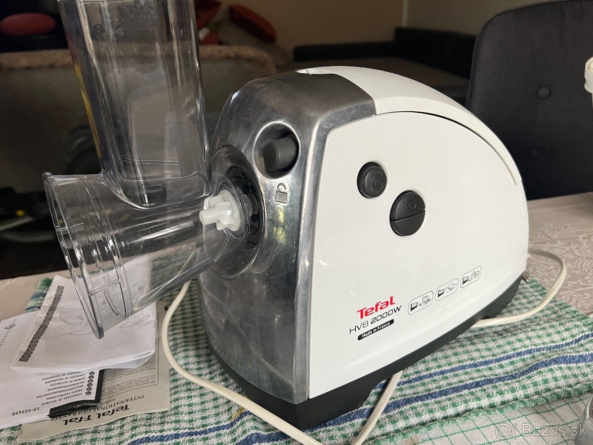 ELEKTRICKY MLYNCEK NA MÄSO TEFAL, SET