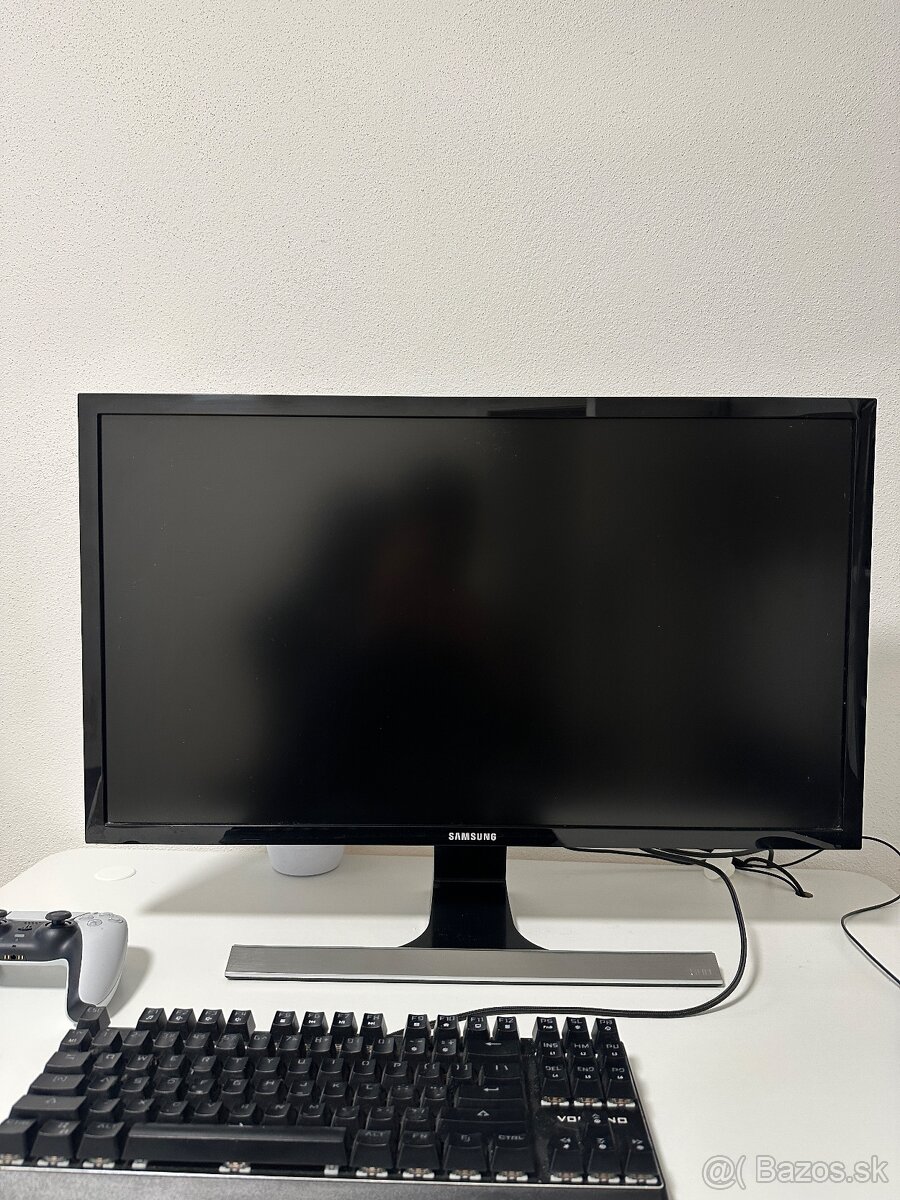 Monitor Samsung U28E590D