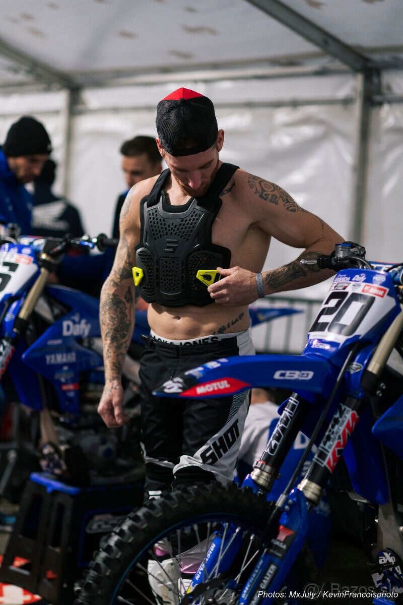 CE, ľahký priedušný nastaviteľný chránič tela shot