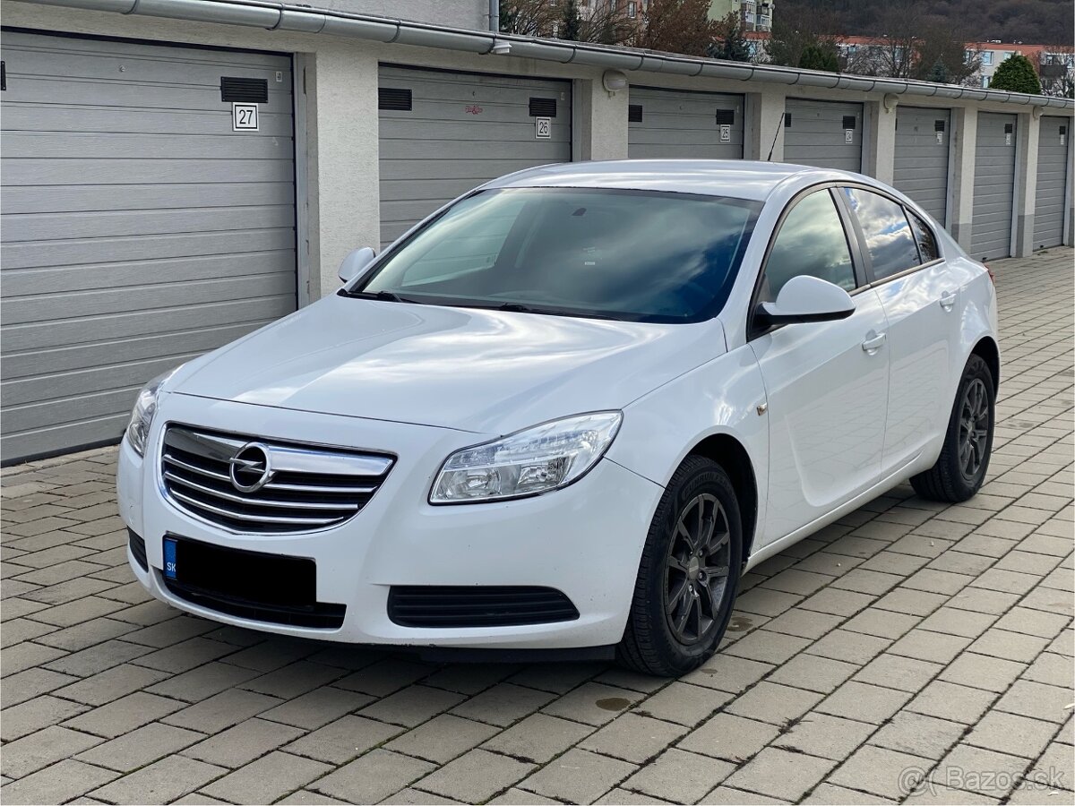 Predám Opel Insignia 2.0 CDTI. 81 KW R.v. 2013 Kup SR