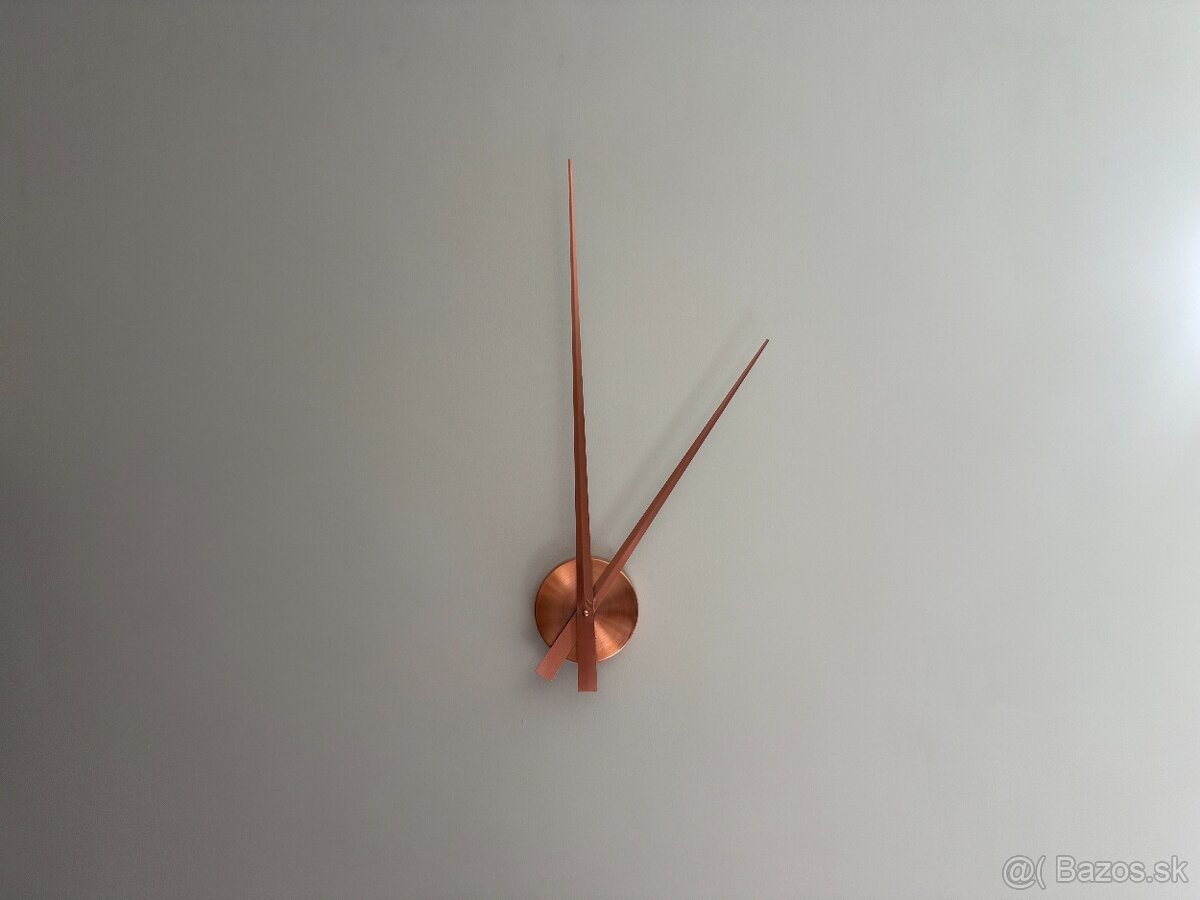 Nástenné hodiny Karlsson - Little Big Time