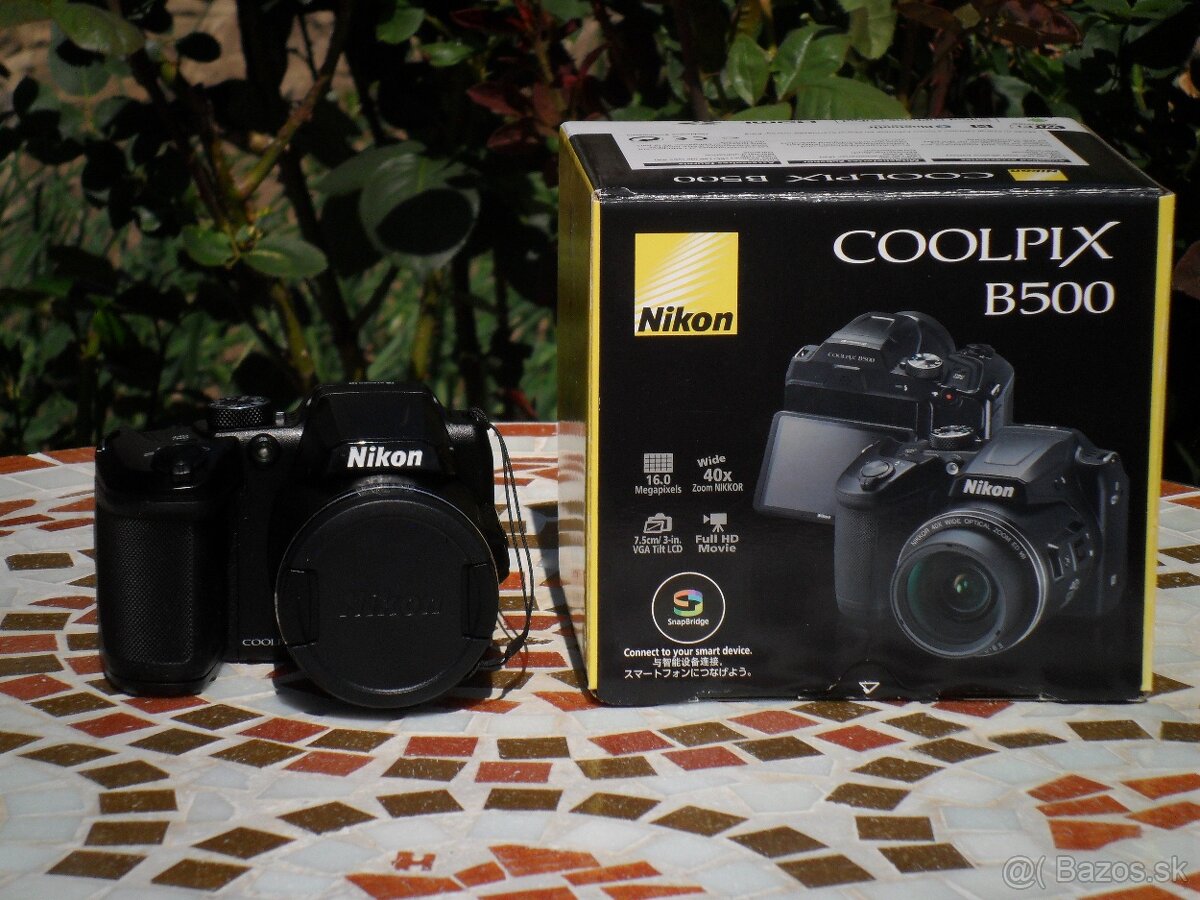 Prakticky nový ultrazoom v top stave.