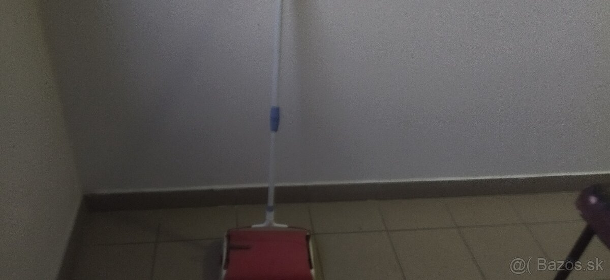 Predám mechanickú metlu