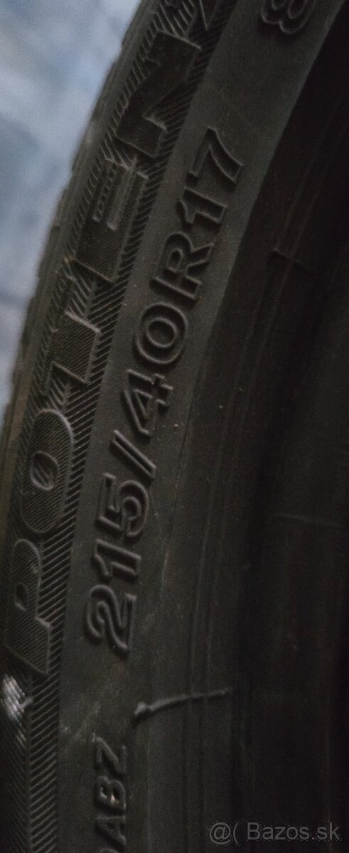 Bridgestone 215/40 R17