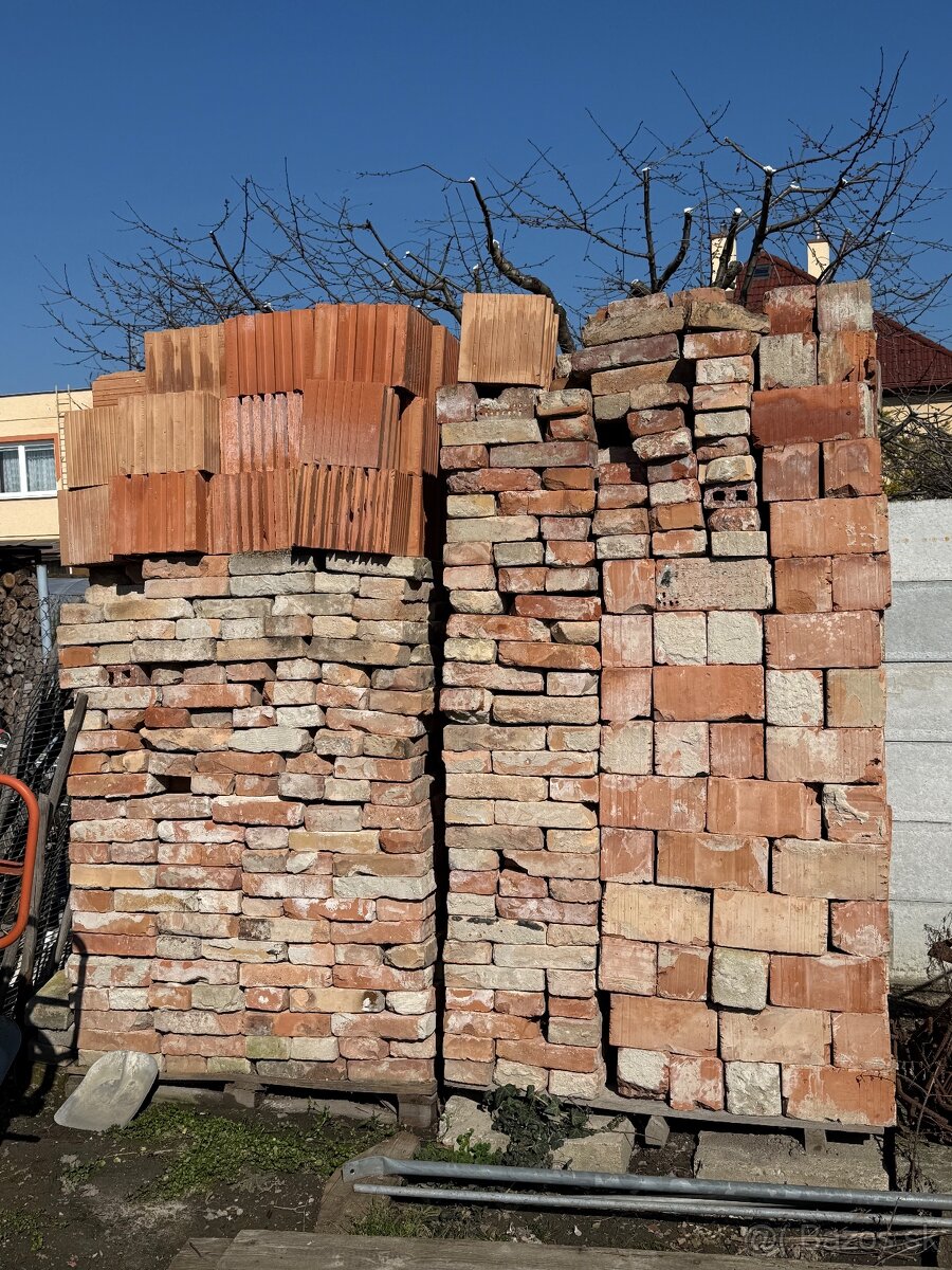 Staré používané tehly – ZDARMA