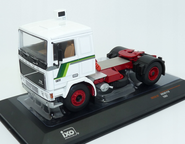 Volvo F10 (1983) 1:43 IXO