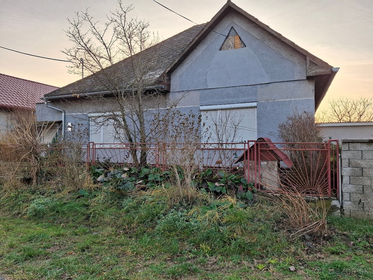 NA PREDAJ Rodinný dom v meste Kráľovský Chlmec