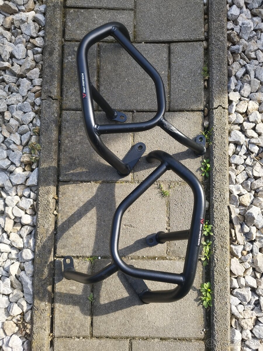 Padáky Motech Suzuki Vstrom 800