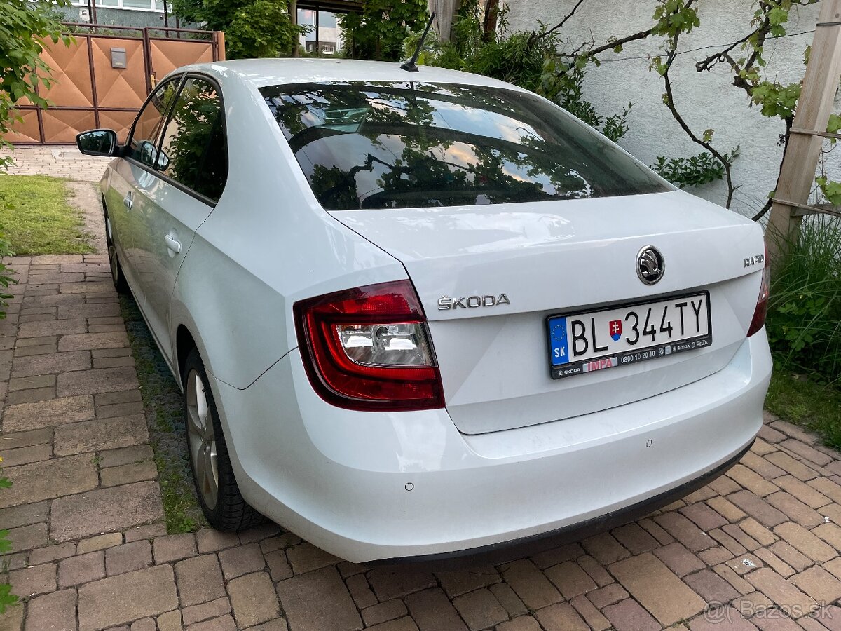 Predam Skoda rapid 1.0 TSI