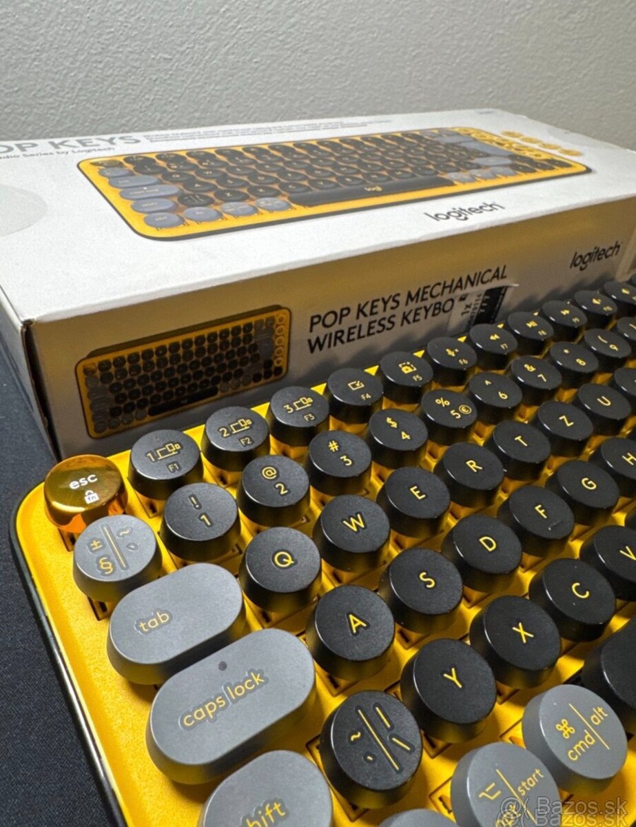 Logitech POP Keys klávesnica