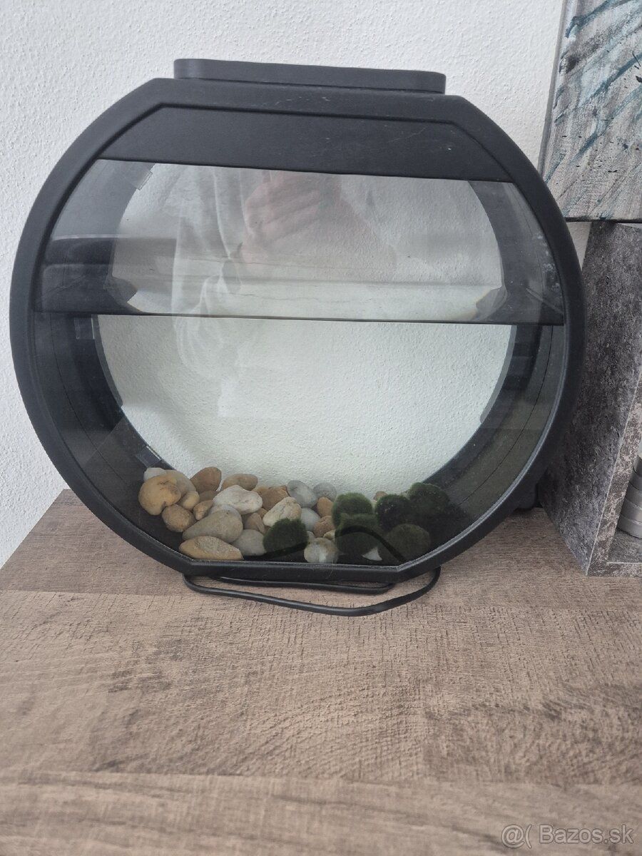 Predám akvarium