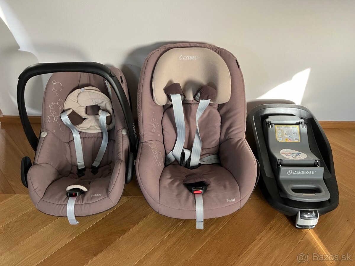 Maxi Cosi - Pebble and Pearl car seat + Base