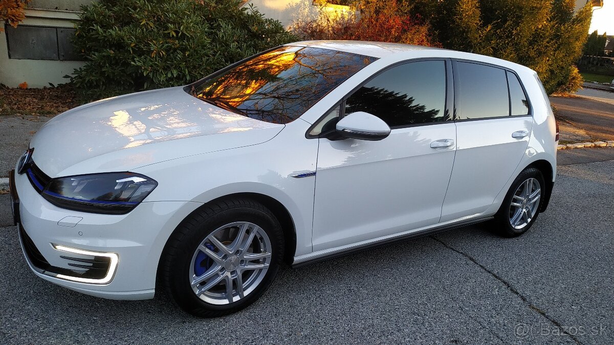 Volkswagen GOLF GTE PHEV 1.4Tsi 110kw ,DSG