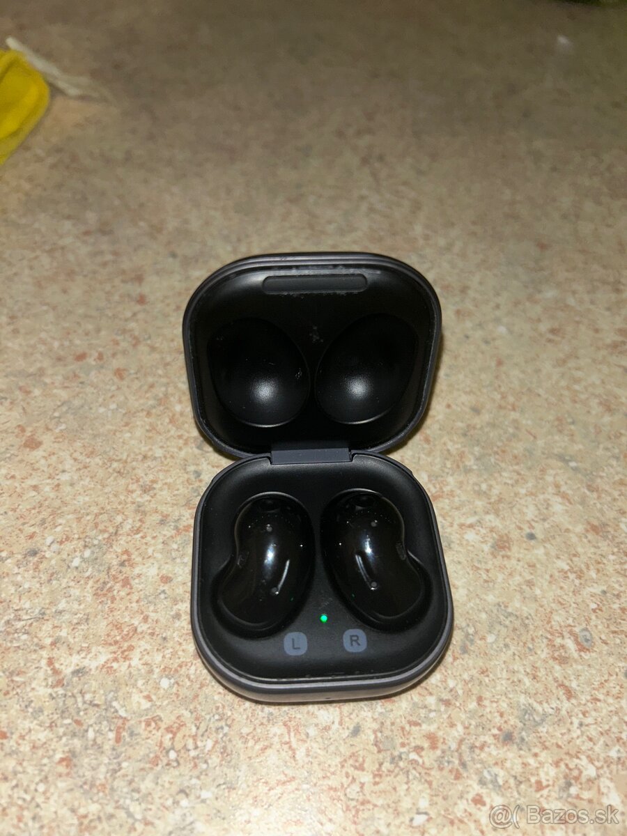 Slúchadlá Samsung Galaxy Buds Live
