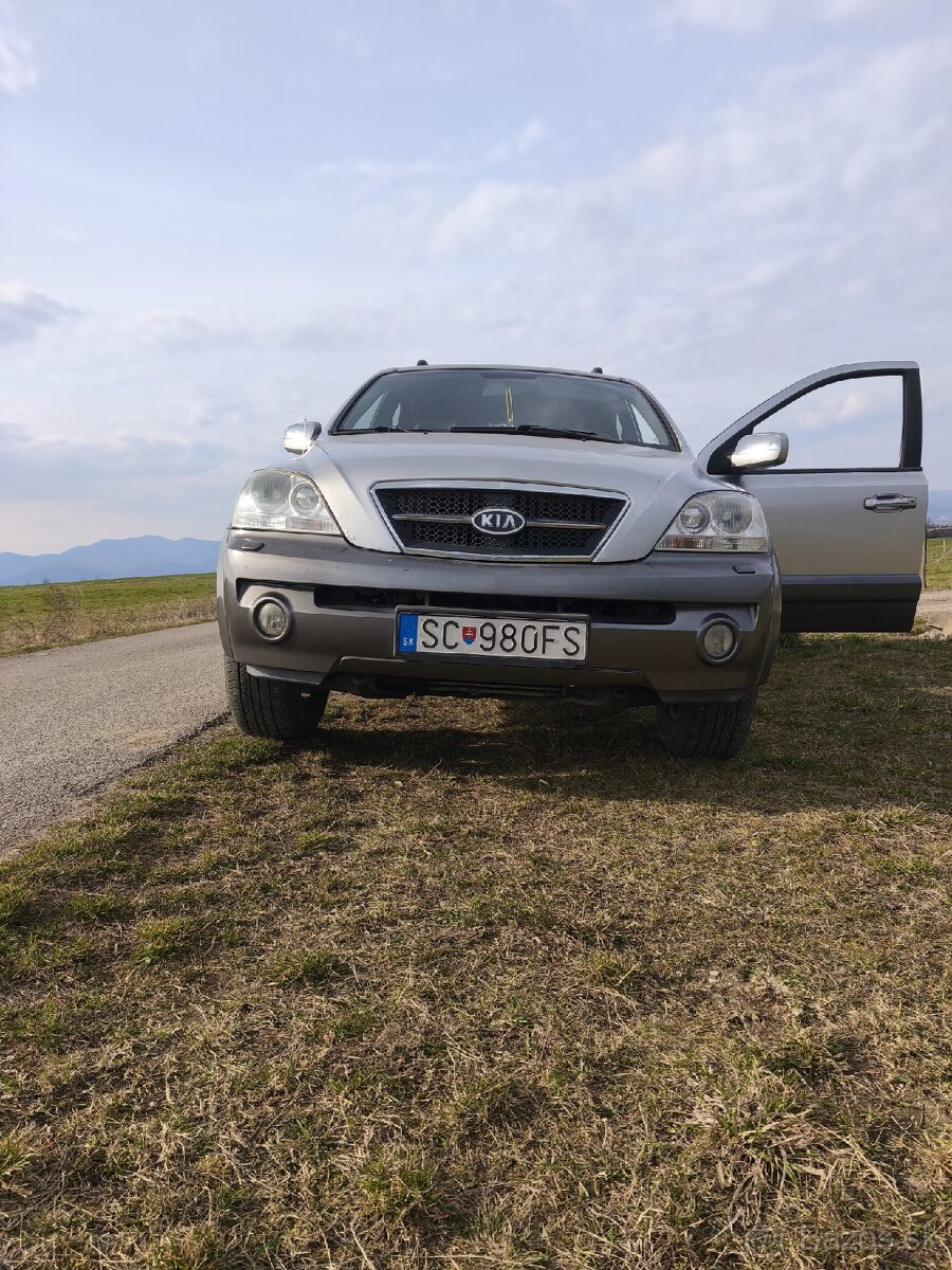 Predám Kia Sorento rok 2003