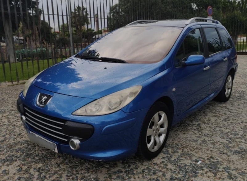 Predám diely na Peugeot 307 SW 2005-