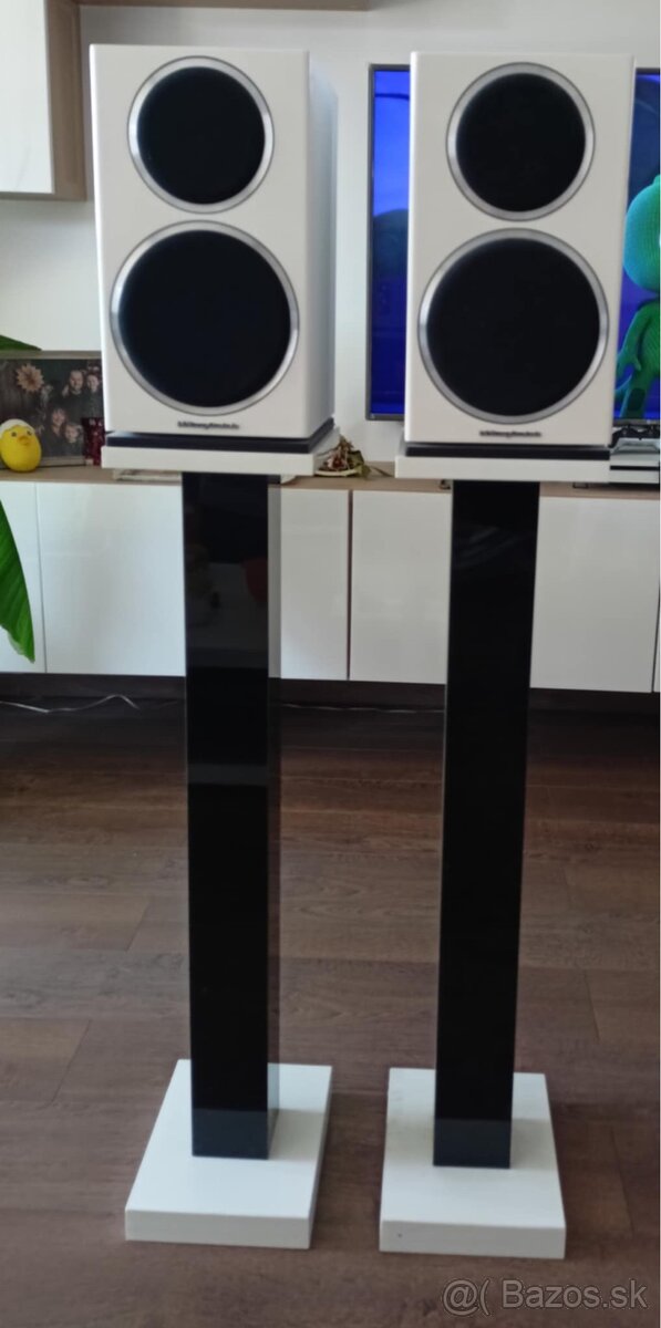 Wharfedale Diamond 220 + stojany