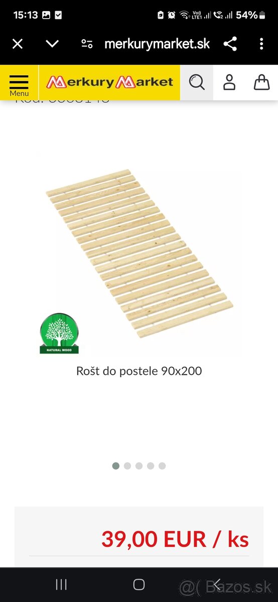 Postel a kozmetický stolik